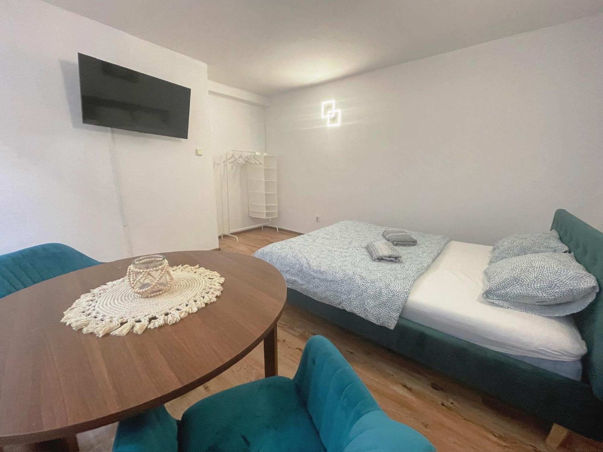 Central Apartment New Studio Kosice Ngoại thất bức ảnh