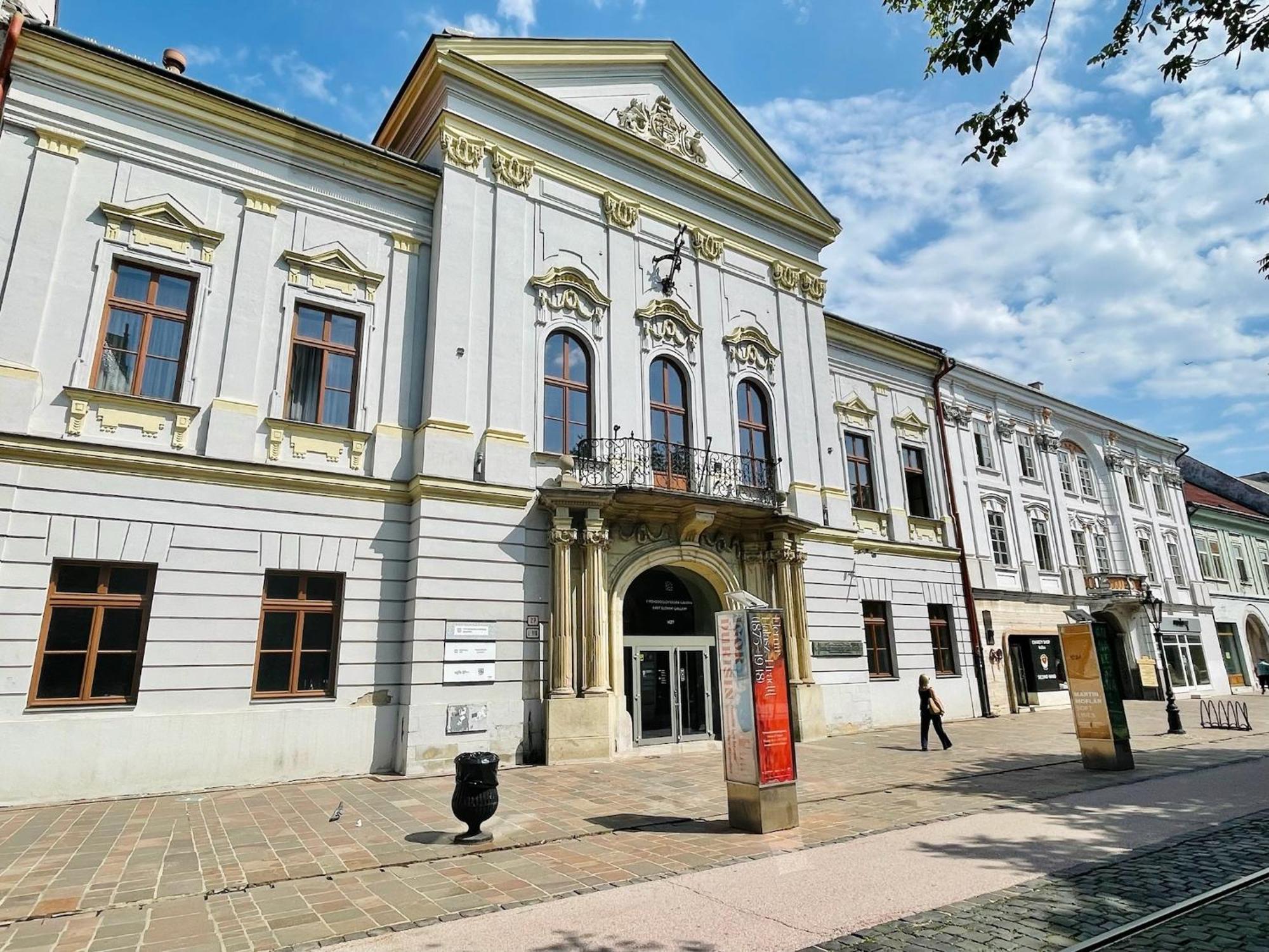 Central Apartment New Studio Kosice Ngoại thất bức ảnh