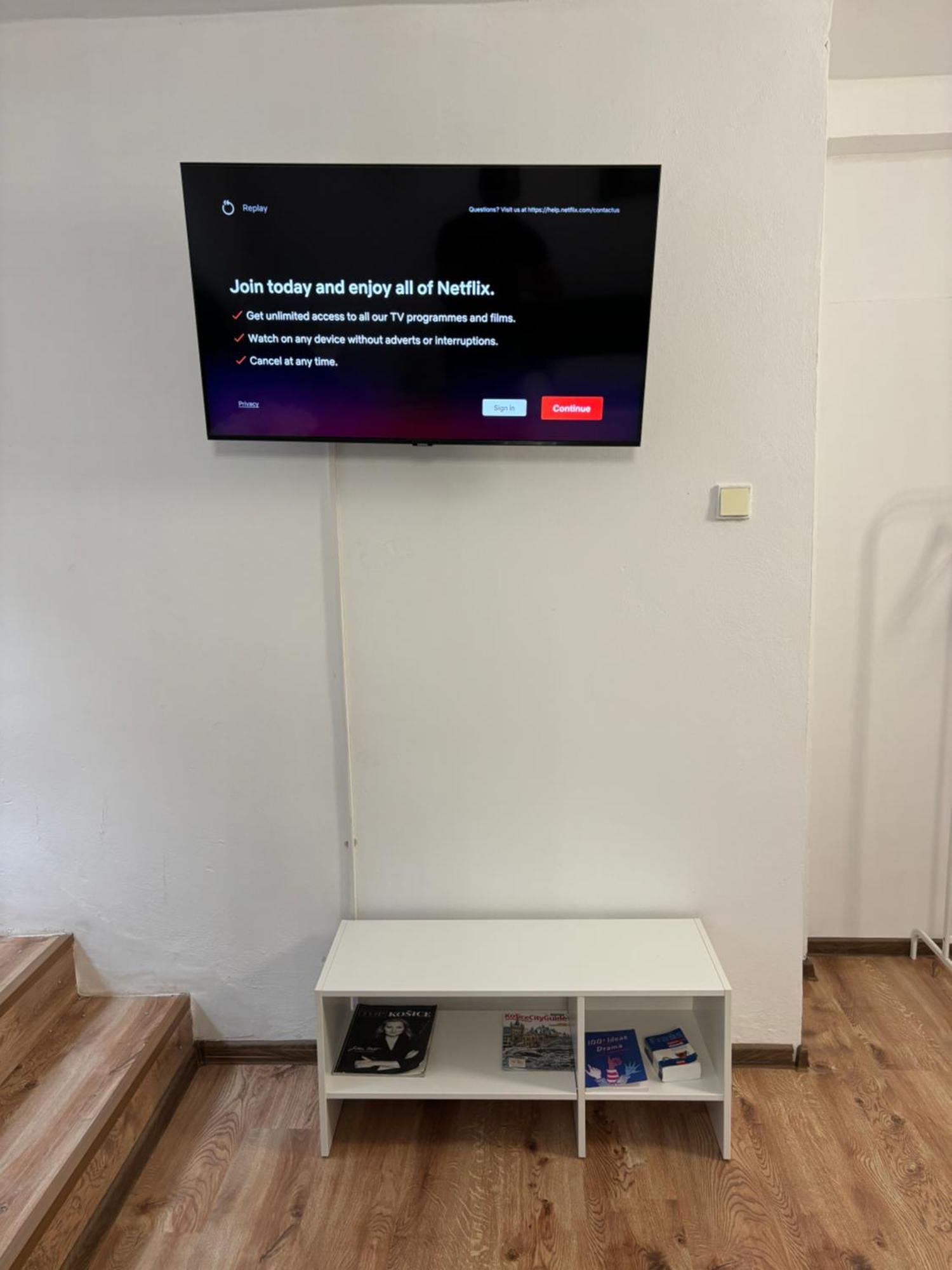 Central Apartment New Studio Kosice Ngoại thất bức ảnh